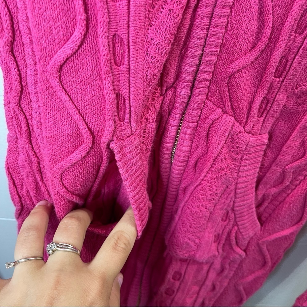 Coogi | RARE! Vintage Pink Long Lined Zip Up Sweater Size Medium - Picture 4 of 10